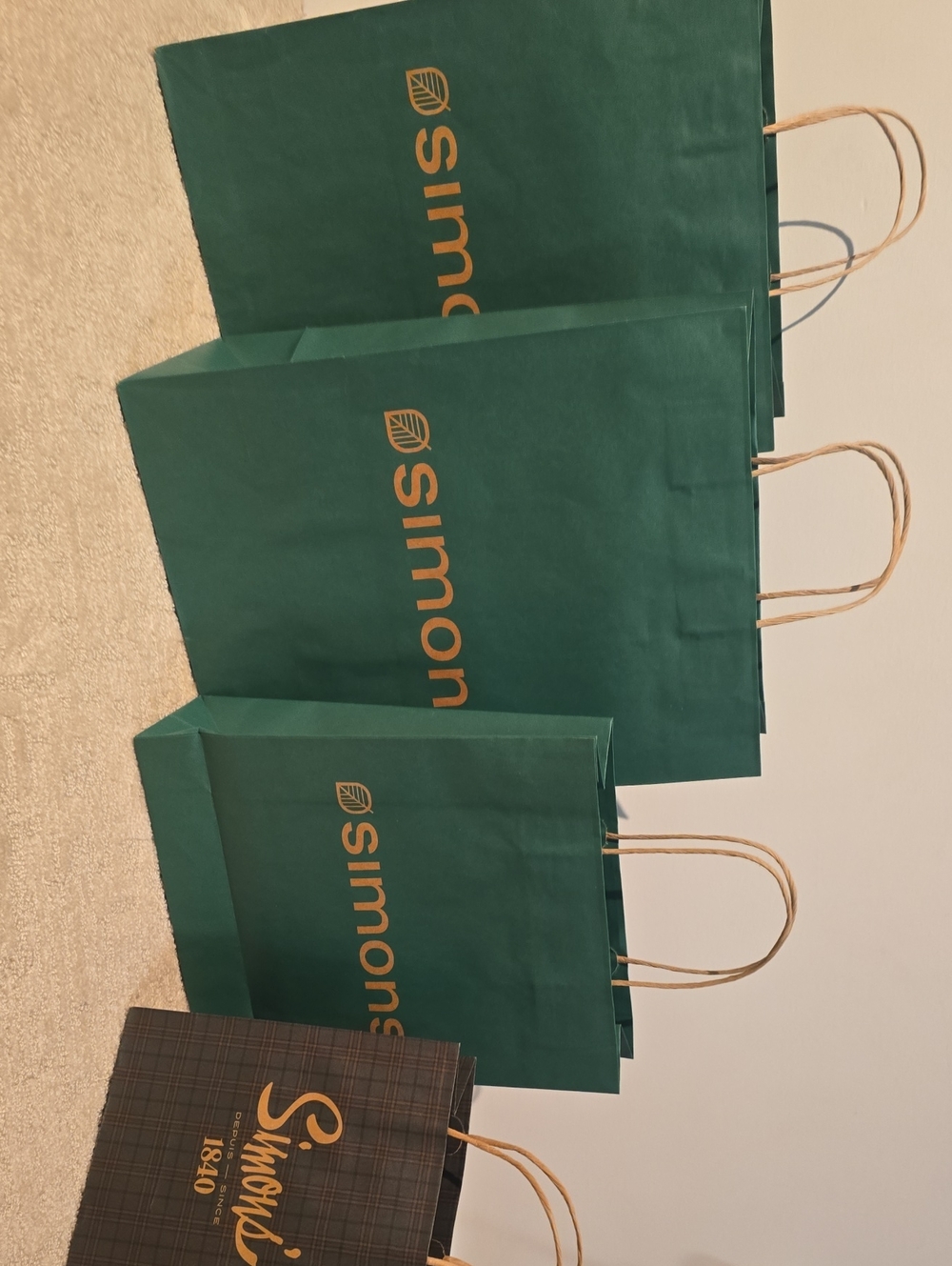 4 Paper Simons Bag In Diffrent Sizes